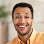 Daniel Moore Reviewer